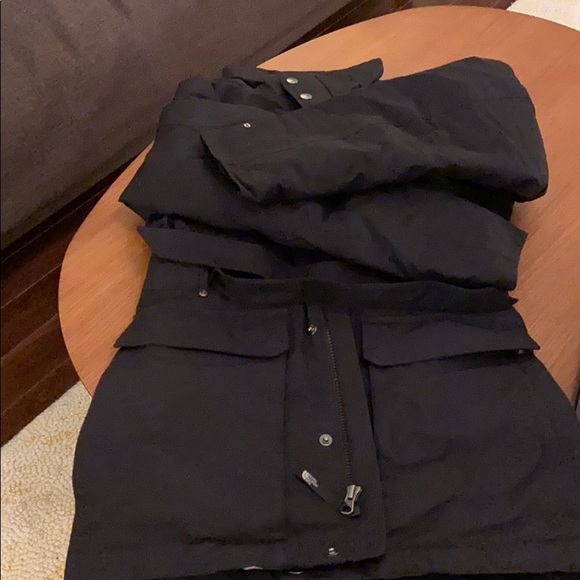 North face Winter Jacket - Children’s size 10/12 - Picture 3 of 4